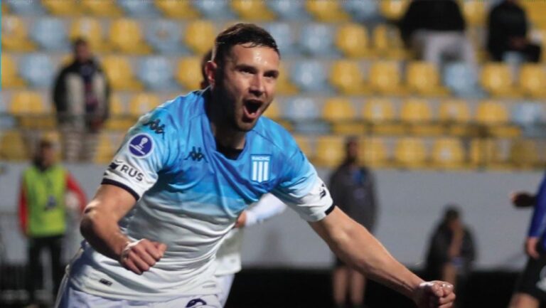 Racing busca sellar su boleto a los cuartos de final de la Copa Sudamericana ante Huachipato: hora, TV y formaciones