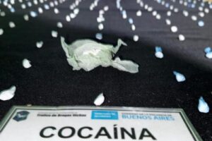 Pergamino – Allanamiento en el Newbery: una detención y centenar de dosis de cocaína secuestradas